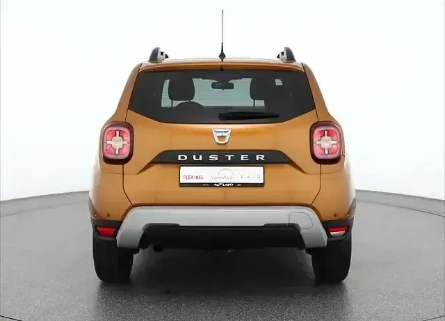 Gebraucht Dacia Duster Prestige 114 PS (83 kW) 2019 Orange SUV