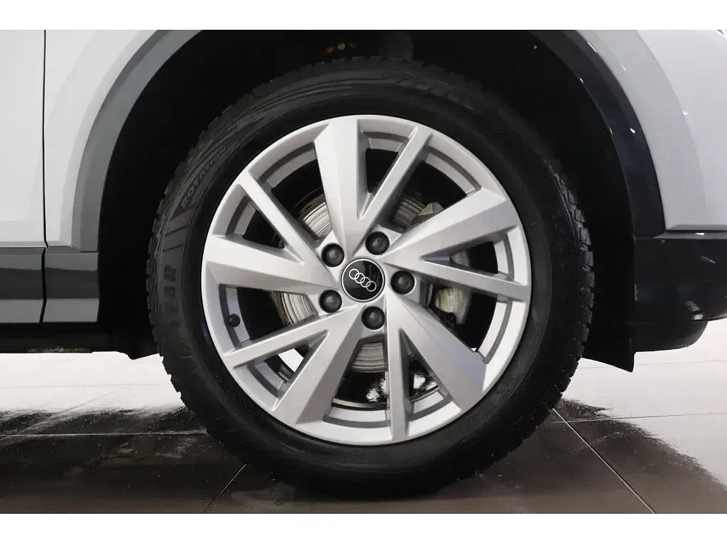 Gebraucht Audi Q2 Advanced Plus 150 PS (110 kW) 2025 Weiß SUV