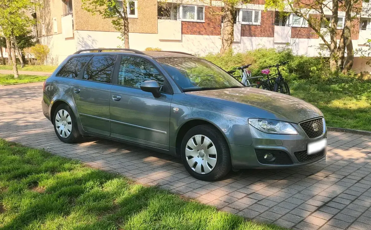 Second-hand Seat Exeo Style 143 CP (105 kW) 2012 Argintiu Break