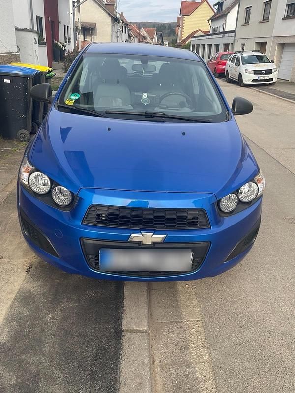 Gebraucht Chevrolet Aveo 69 PS (50 kW) 2012 Blau Kleinwagen
