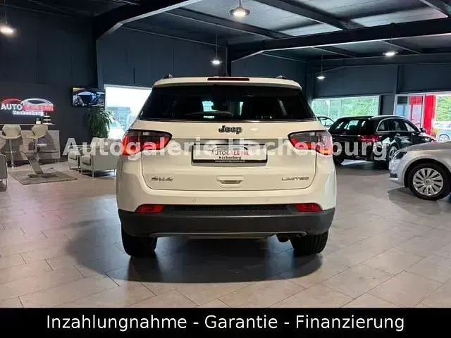 Gebraucht Jeep Compass Limited 170 PS (125 kW) 2018 Weiß SUV