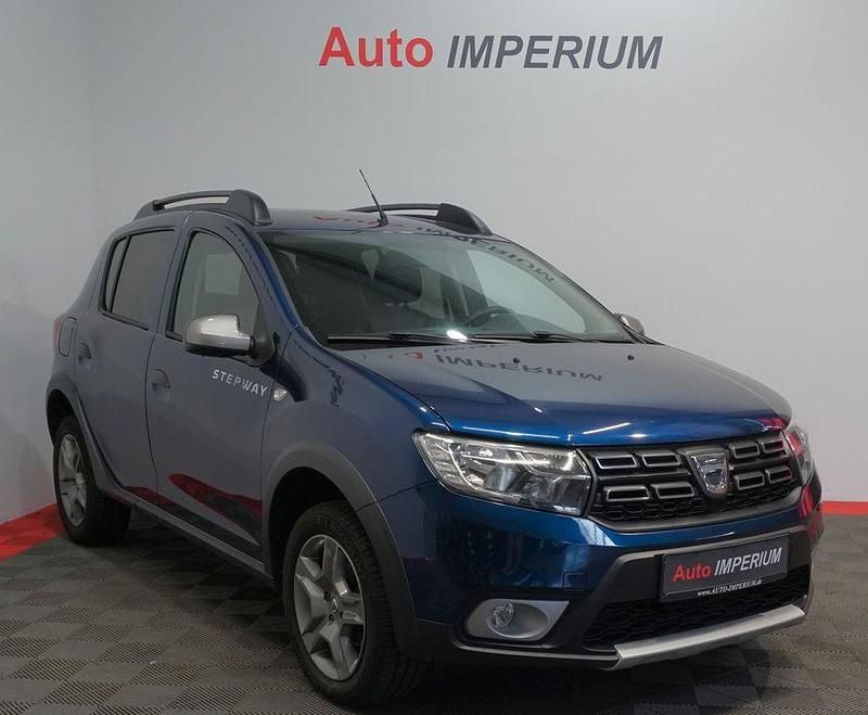 Gebraucht Dacia Sandero Stepway Ambiance 90 PS (66 kW) 2017 Blau SUV