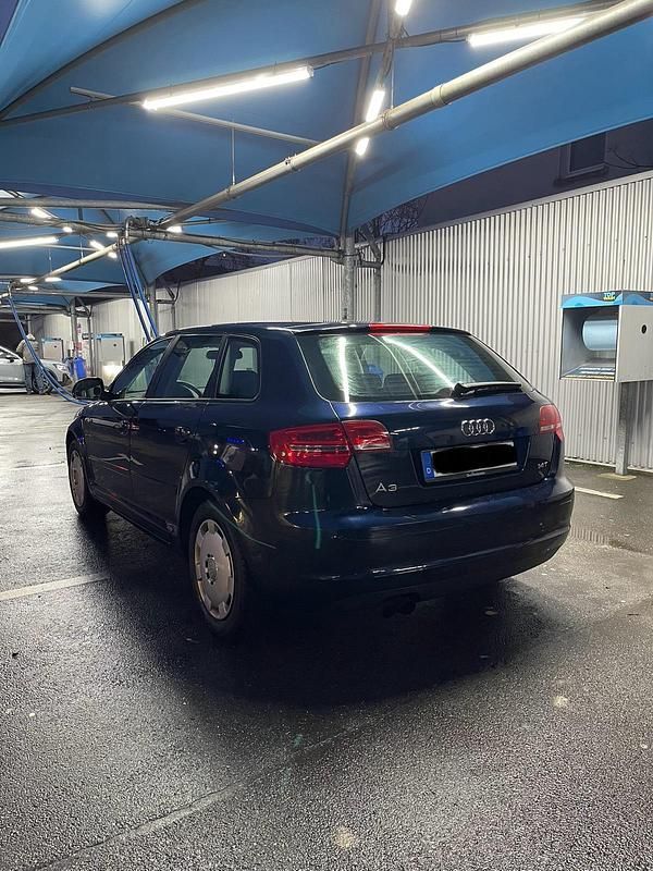 Gebraucht Audi A3 Sportback 125 PS (91 kW) 2008 Blau Kleinwagen