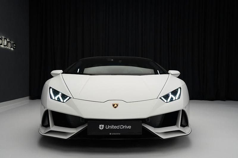 Weiß Gebraucht 2023 Lamborghini Huracán | 270.000 € - Bild 1/4