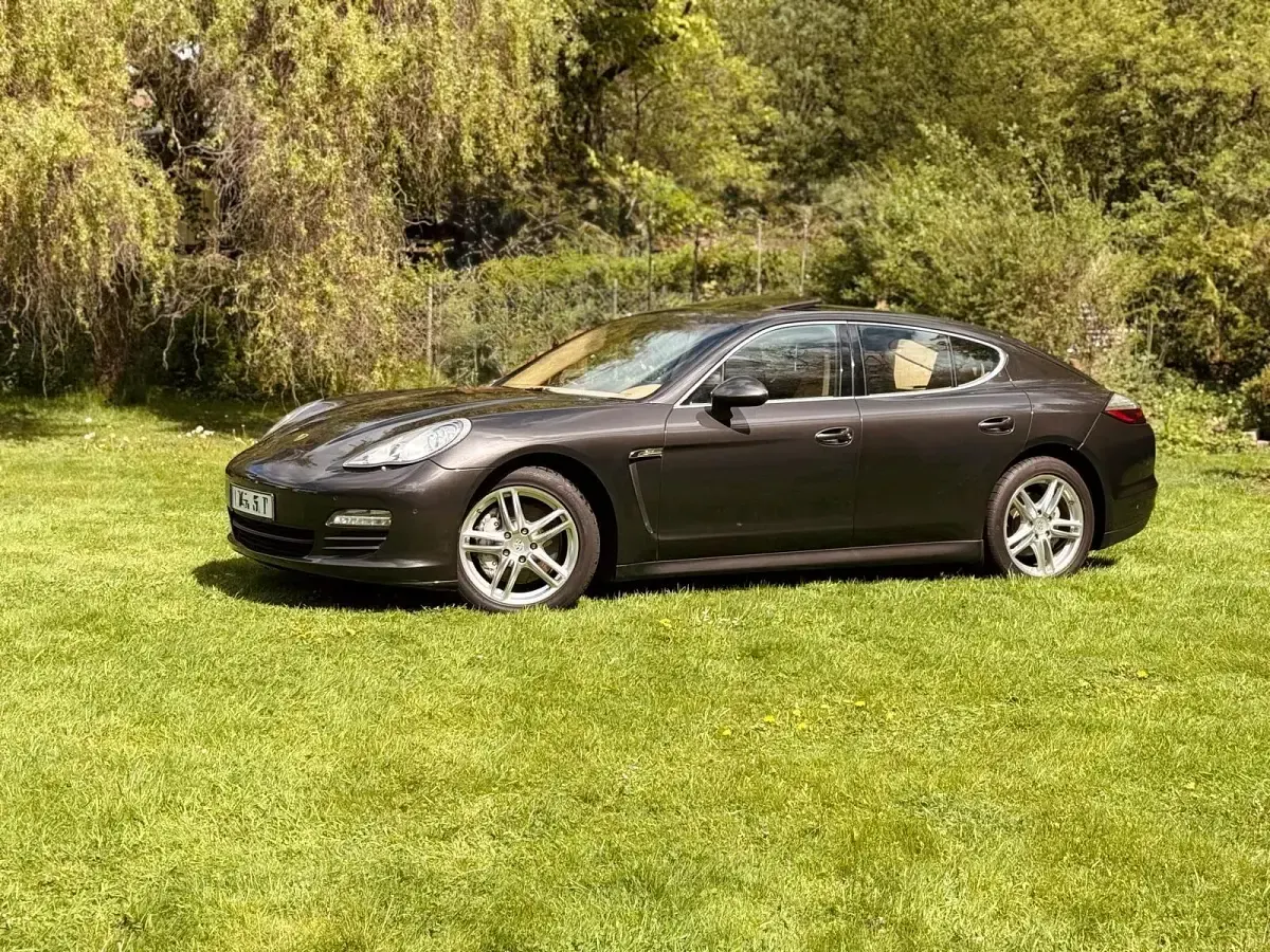 Gebraucht Porsche Panamera S 400 PS (294 kW) 2013 Braun Kleinwagen