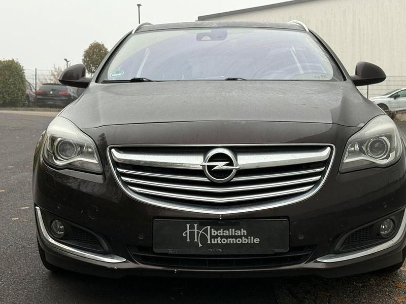 Braun Gebraucht 2014 Opel Insignia Innovation Kombi | 7.499 € (Fairer Preis) - Bild 1/4