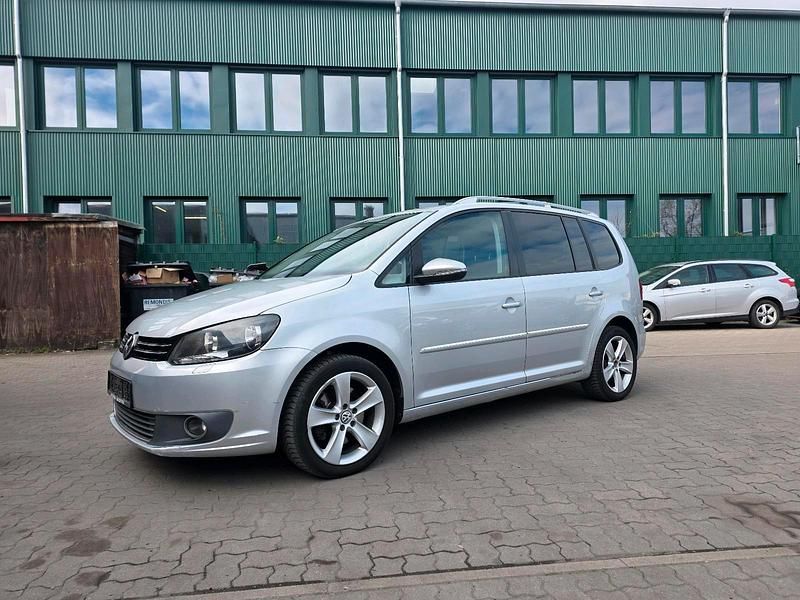 Gebraucht VW Touran 140 PS (102 kW) 2010 Silber Van / Kleinbus