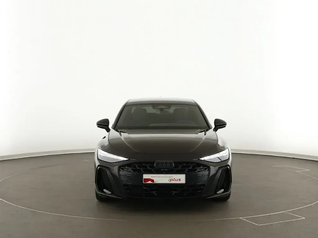 Gebraucht Audi A6 Sport 204 PS (150 kW) 2026 Braun Limousine