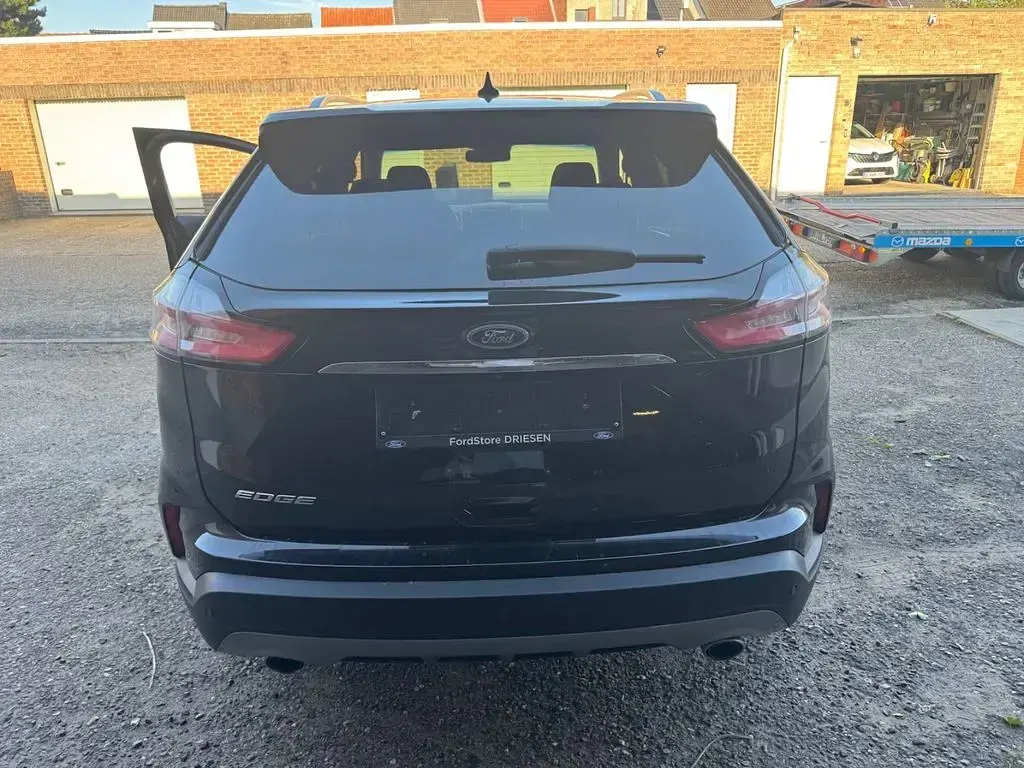 Gebraucht Ford Edge Titanium 150 PS (110 kW) 2021 Schwarz SUV