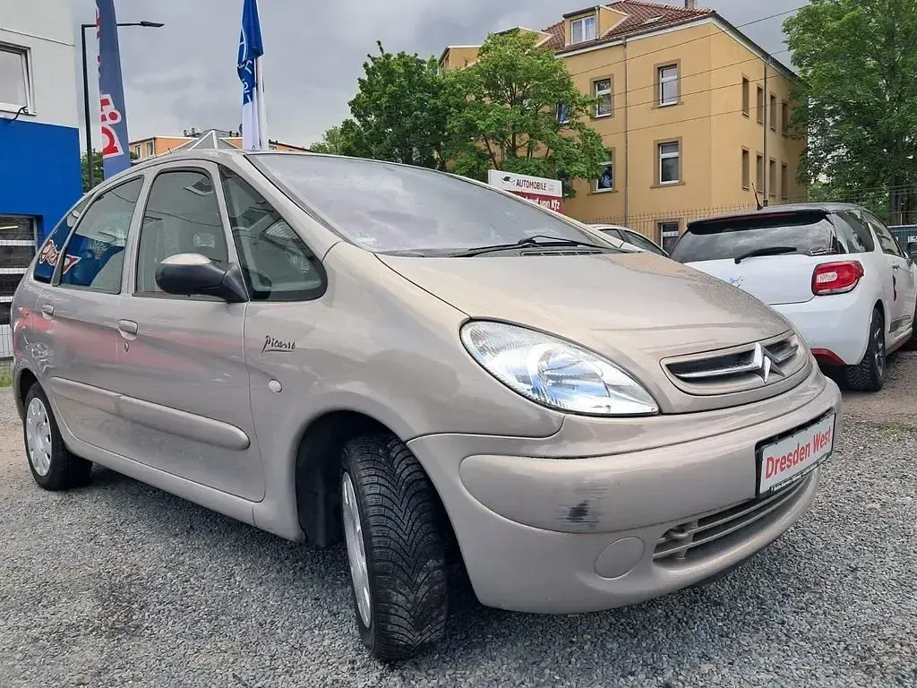 Gebraucht Citroën Xsara Picasso 116 PS (85 kW) 2003 Braun Van / Kleinbus