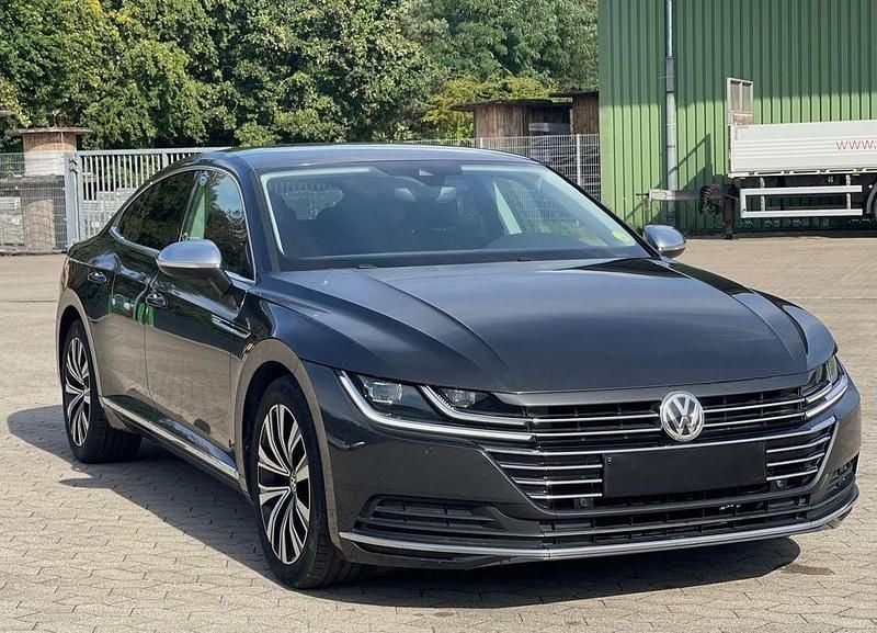 Grau Gebraucht 2020 VW Arteon Elegance Limousine | 19.700 € (Fairer Preis) - Bild 1/4