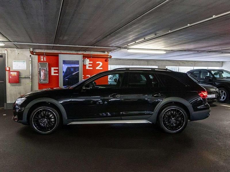 Gebraucht Audi A4 Allroad Ambiente 265 PS (194 kW) 2023 Mythosschwarz metallic Kombi
