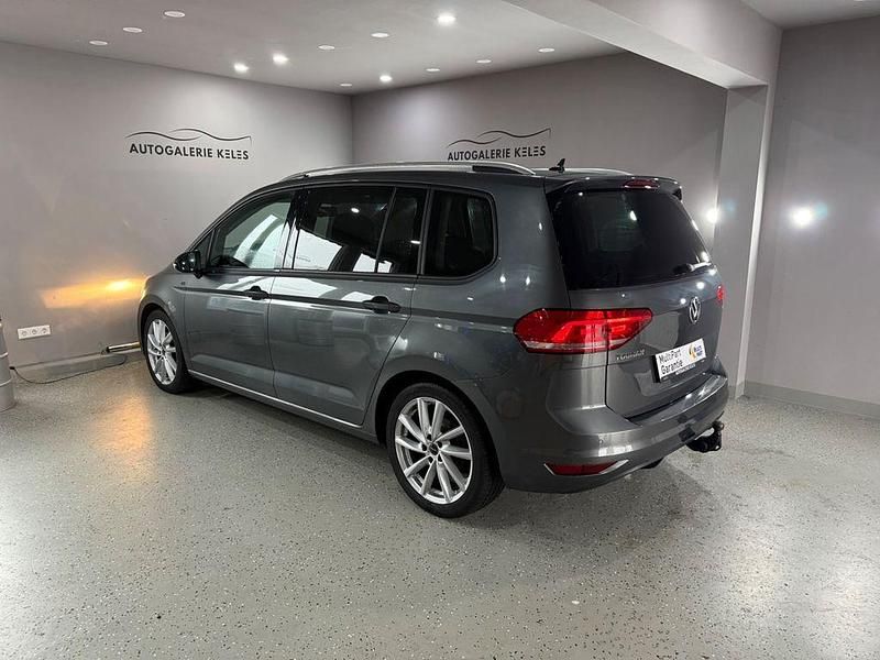 Gebraucht VW Touran Join 150 PS (110 kW) 2019 Grau Van / Kleinbus