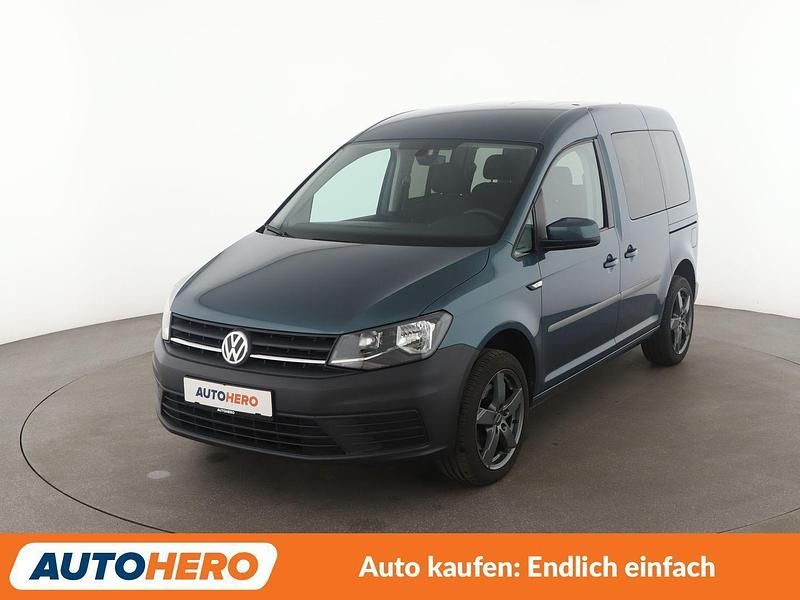 Grün Gebraucht 2018 VW Caddy Trendline Van / Kleinbus | 19.150 € (Teuer) - Bild 1/3