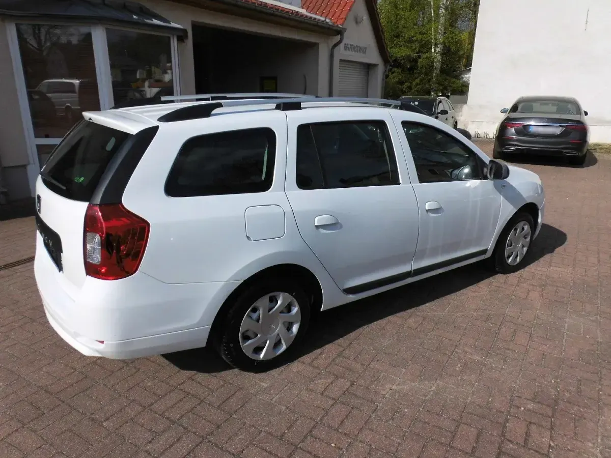 Używany Dacia Logan 90 KM (66 kW) 2014 Biały Kombi