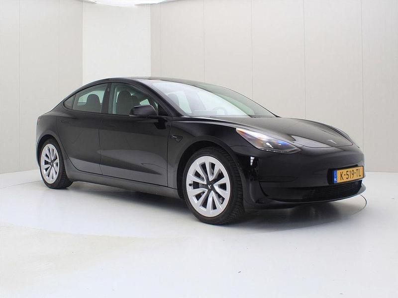 Gebraucht Tesla Model 3 Standard Range 225 kW (306 PS) 2021 Schwarz Limousine