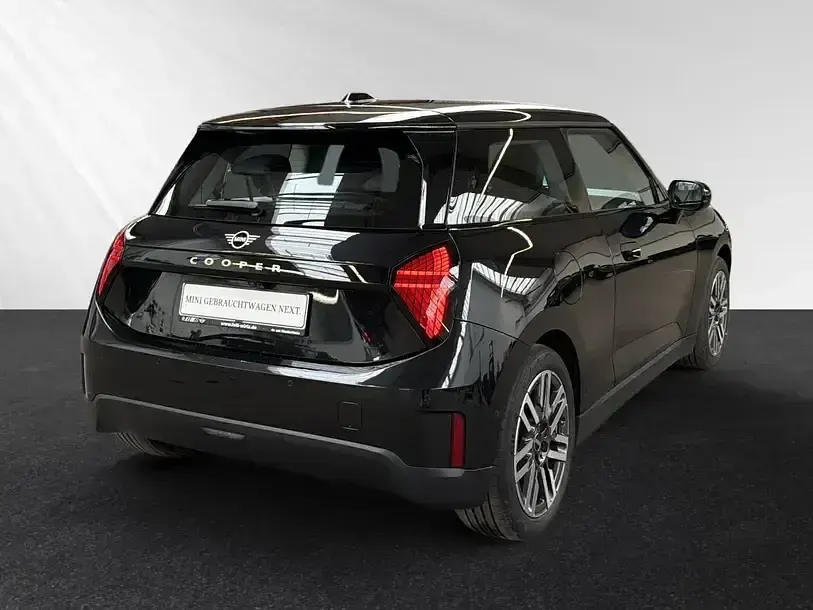 Occasion Mini Cooper 135 kW (184 PK) 2025 Zwart Hatchback