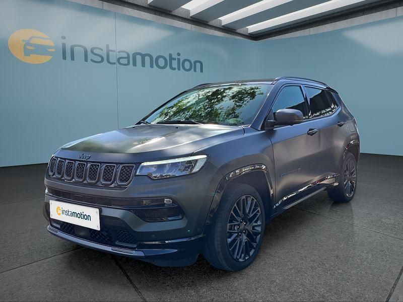 Grün Gebraucht 2022 Jeep Compass SUV | 23.999 € (Fairer Preis) - Bild 1/4