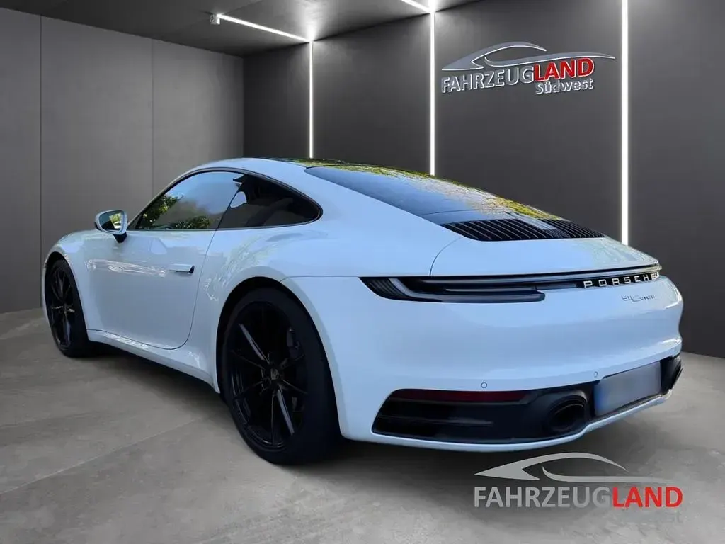 Gebraucht Porsche 911 Carrera 385 PS (283 kW) 2021 Weiss Coupé