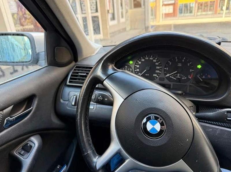 Gebraucht BMW 320 170 PS (125 kW) 2003 Silber Coupé