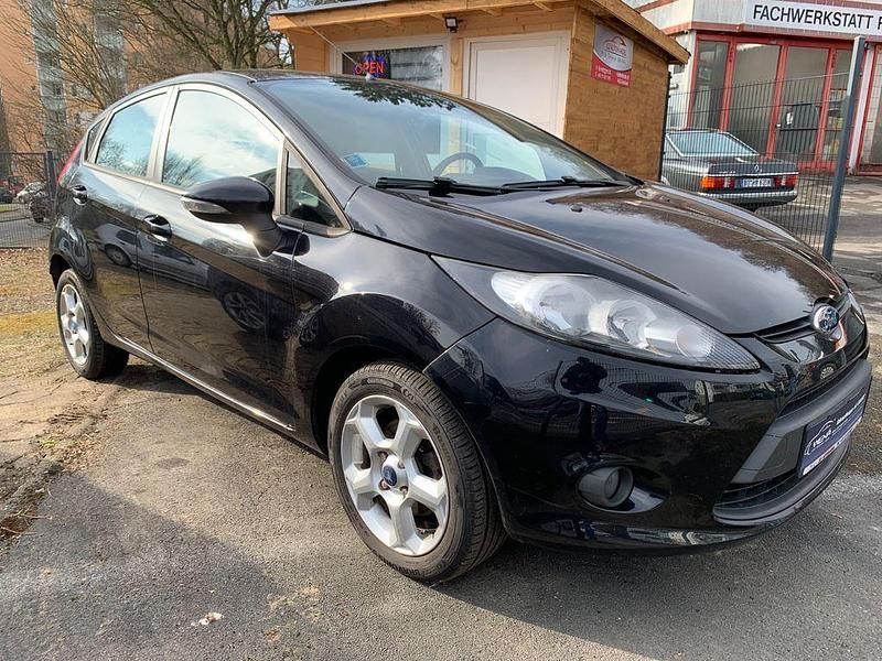Gebraucht Ford Fiesta Trend 82 PS (60 kW) 2009 Schwarz Kleinwagen