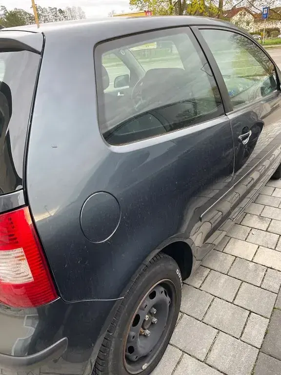 Brugt VW Polo Basis 64 HK (47 kW) 2004 Grå Hatchback