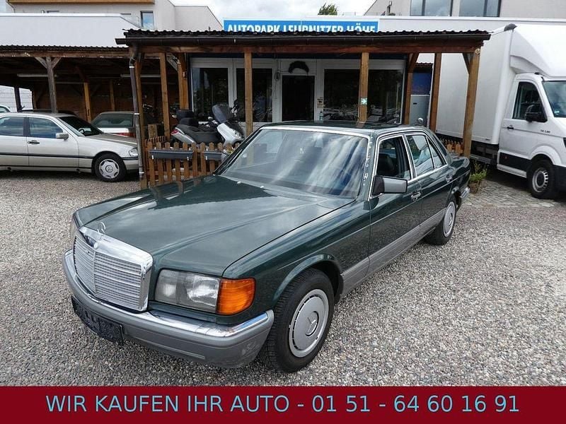 Grün Gebraucht 1987 Mercedes 260 SE Limousine | 6.490 € - Bild 1/4