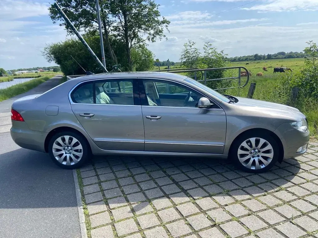 Gebraucht Skoda Superb Elegance 160 PS (117 kW) 2008 Limousine