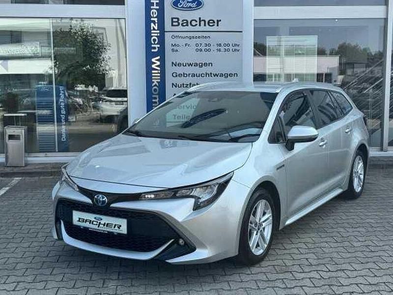 Silber Gebraucht 2020 Toyota Corolla Business Edition Kombi | 18.900 € (Fairer Preis) - Bild 1/4