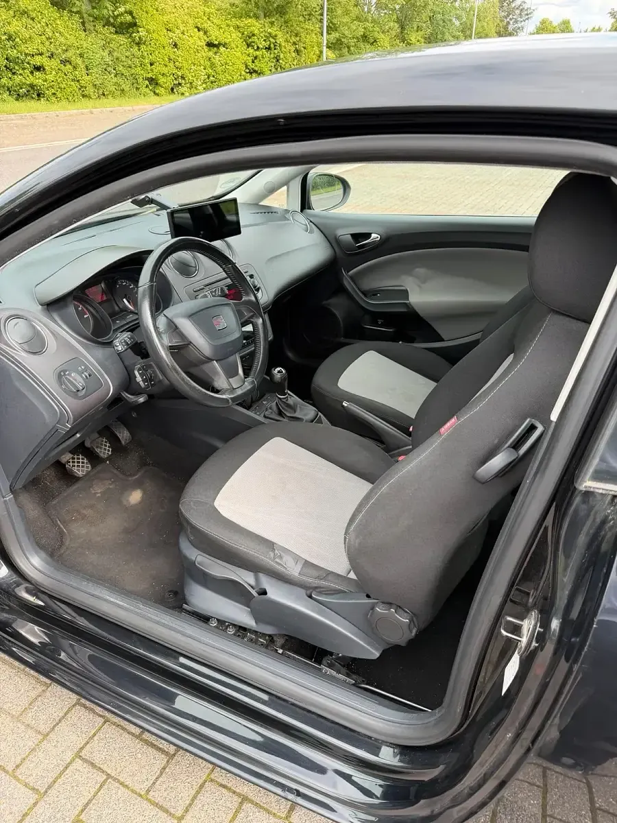 Gebraucht Seat Ibiza 70 PS (51 kW) 2012 Schwarz Kleinwagen