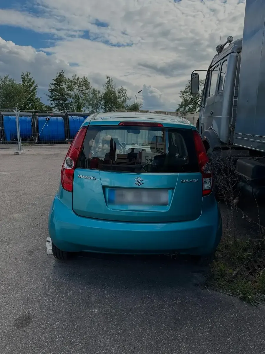 Gebraucht Suzuki Splash 86 PS (63 kW) 2011 Blau Kleinwagen