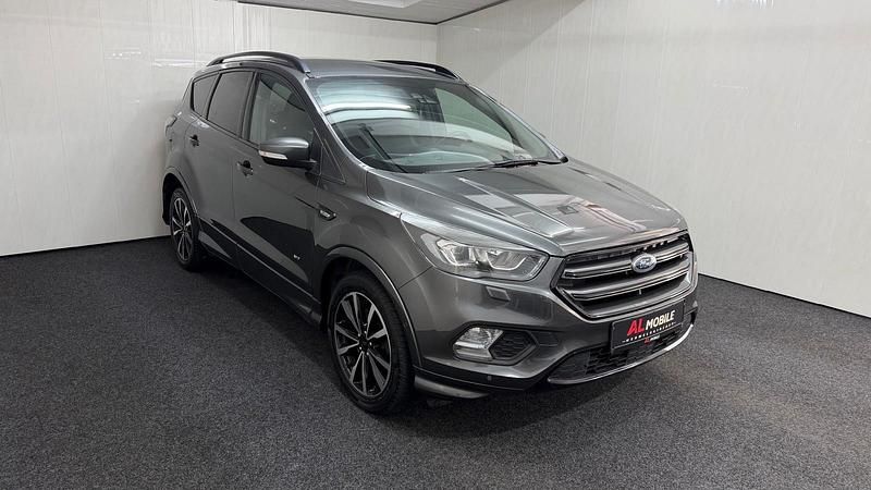 Gebraucht Ford Kuga ST-Line 179 PS (131 kW) 2017 Magneticgrau (metallic) SUV