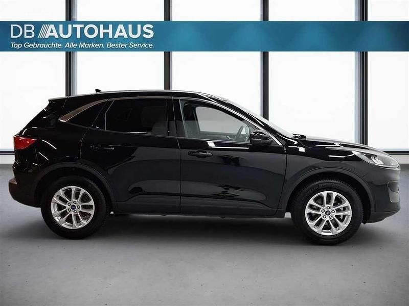 Gebraucht Ford Kuga Titanium 190 PS (139 kW) 2022 Schwarz SUV