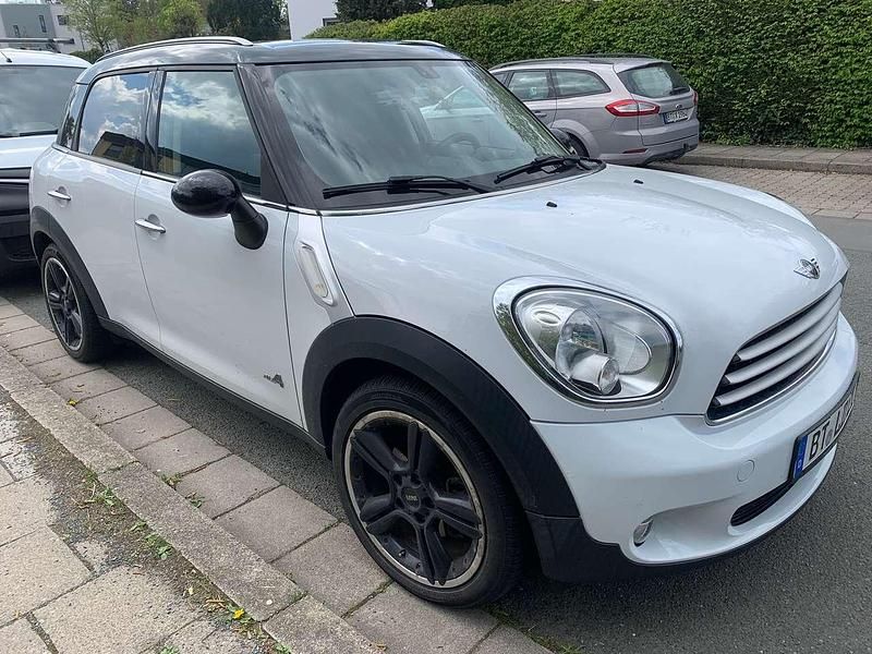 Gebraucht Mini Cooper D Countryman 111 PS (81 kW) 2011 Weiß SUV
