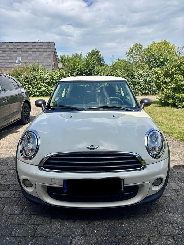 Weiß Gebraucht 2012 Mini ONE Kleinwagen | 5.000 € (Fairer Preis) - Bild 1/4