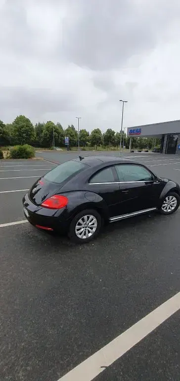 Gebraucht VW Beetle 105 PS (77 kW) 2012 Schwarz Kleinwagen
