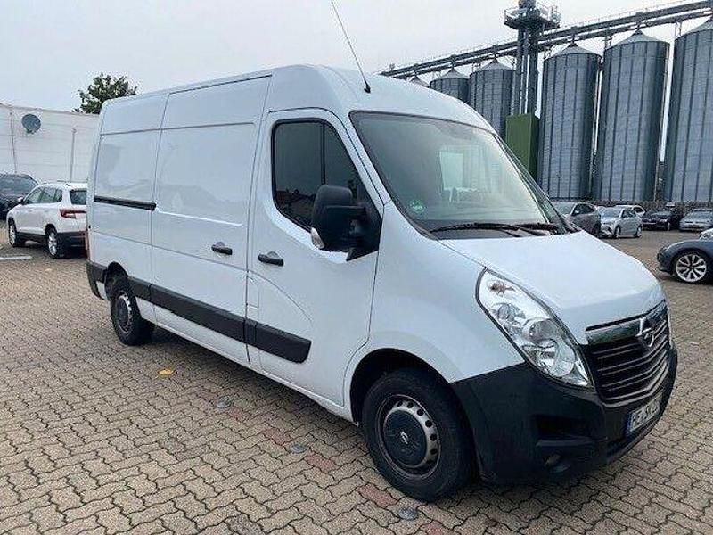 Gebraucht Opel Movano 131 PS (96 kW) 2019 Mineral/polar weiss Van