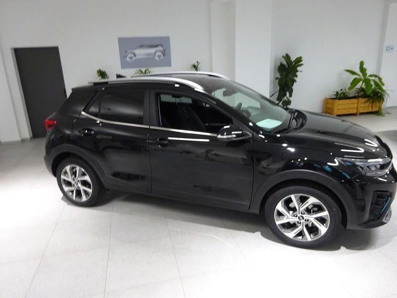 Neu Kia Stonic GT-Line 101 PS (74 kW) 2025 Schwarz SUV
