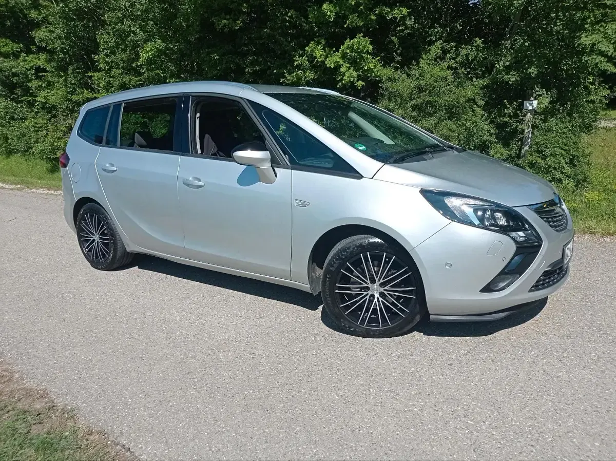 Gebraucht Opel Zafira 136 PS (100 kW) 2015 Silber Van / Kleinbus