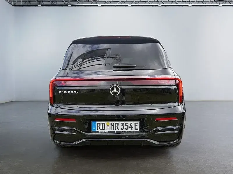 Gebraucht Mercedes GLB250 AMG 200 kW (272 PS) 2026 Schwarz SUV