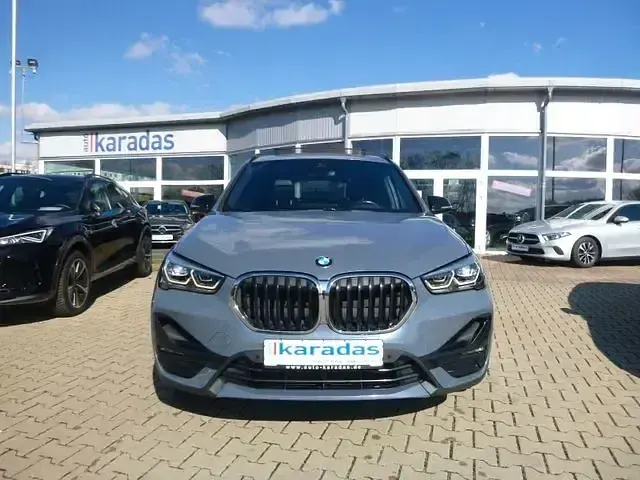 Gebraucht BMW X1 Sport Line 190 PS (139 kW) 2020 Grau SUV