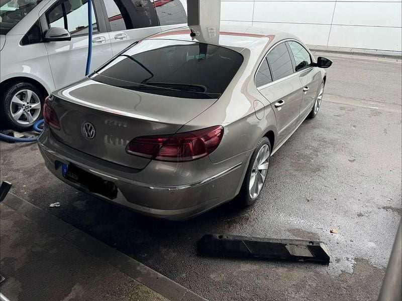 Gebraucht VW CC 170 PS (125 kW) 2012 Braun Limousine