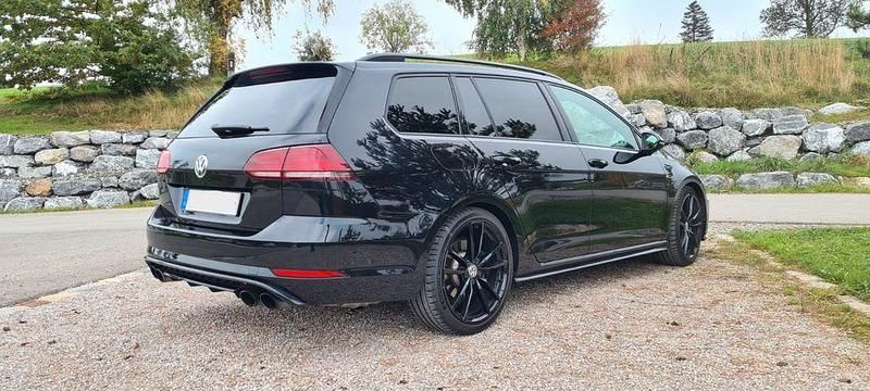 Gebraucht VW Golf VII R 310 PS (228 kW) 2017 Schwarz Kombi