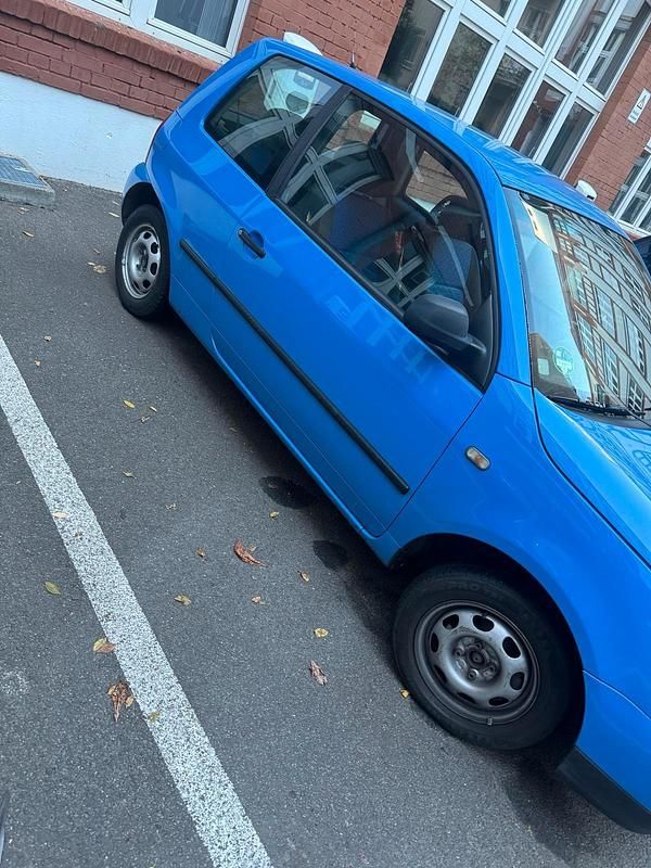 Gebraucht VW Lupo 45 PS (33 kW) 1998 Blau Kleinwagen