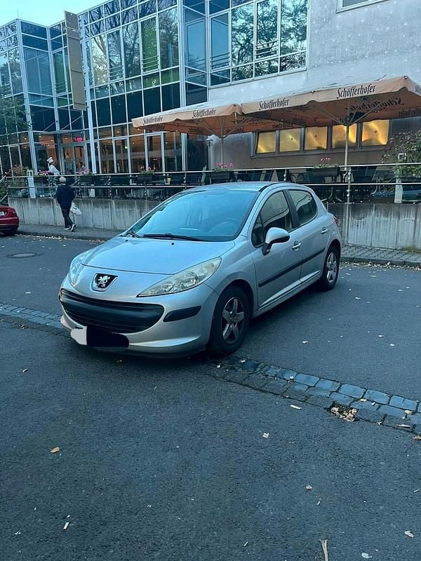 Silber Gebraucht 2009 Peugeot 207 Kleinwagen | 2.300 € (Guter Preis) - Bild 1/4