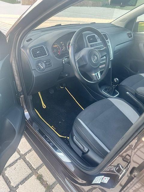 Gebraucht VW Polo Life 90 PS (66 kW) 2014 Braun Limousine