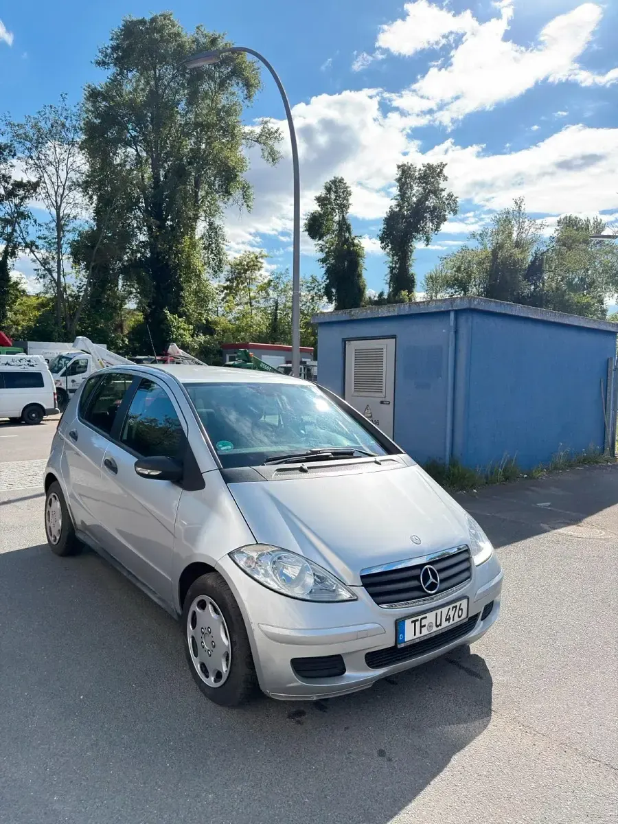 Gebraucht Mercedes A160 82 PS (60 kW) 2006 Silber Limousine