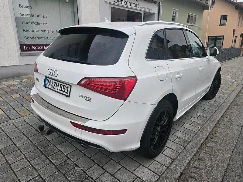 Gebraucht Audi Q5 243 PS (178 kW) 2009 Weiß SUV