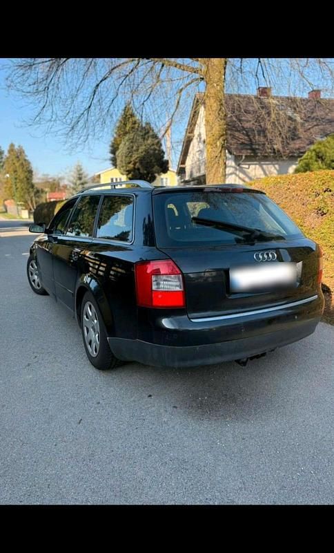 Gebraucht Audi A4 116 PS (85 kW) 2004 Schwarz Kombi
