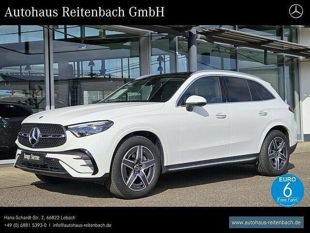 Polarweiß Gebraucht 2024 Mercedes GLC220 AMG SUV | 58.899 € (Fairer Preis) - Bild 1/2